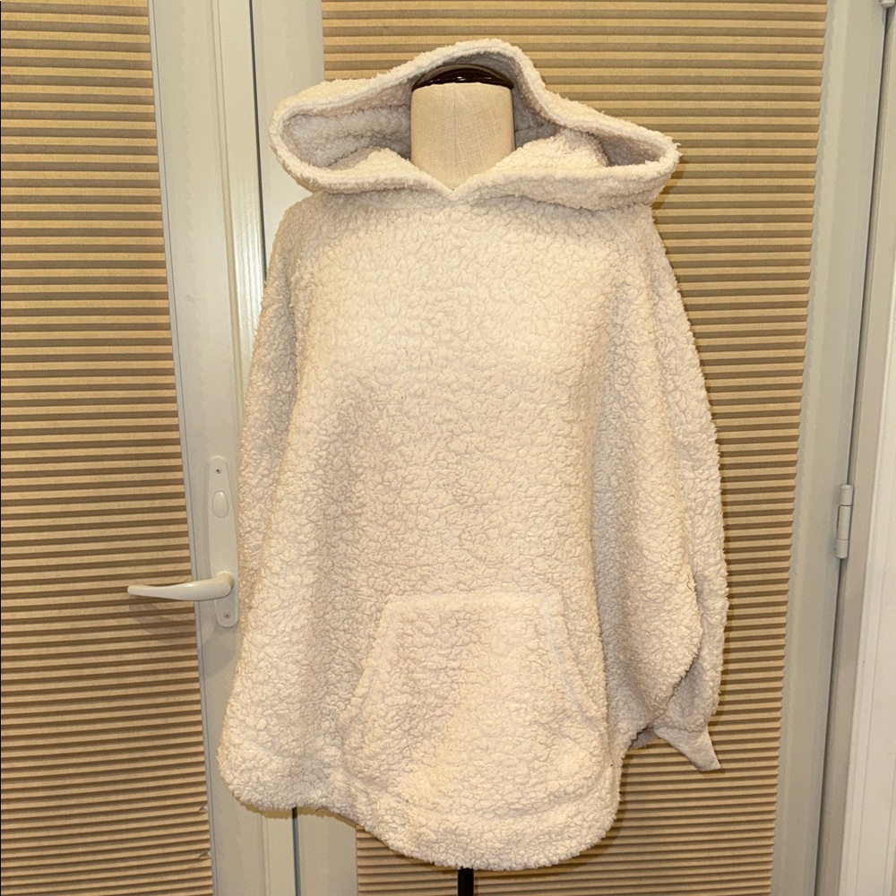 Oysho Cozy Bear Hood Fleece Sherpa Poncho Pullover